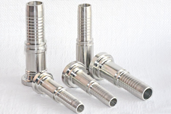 如何正確的拆卸與重復(fù)使用美制過渡接頭？